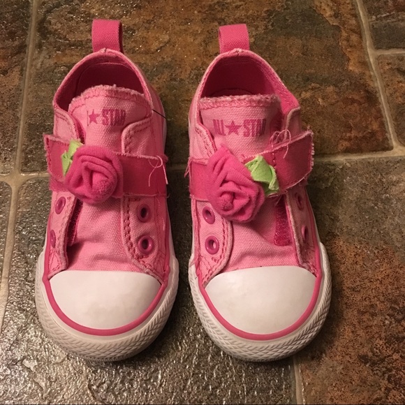 pink rose converse